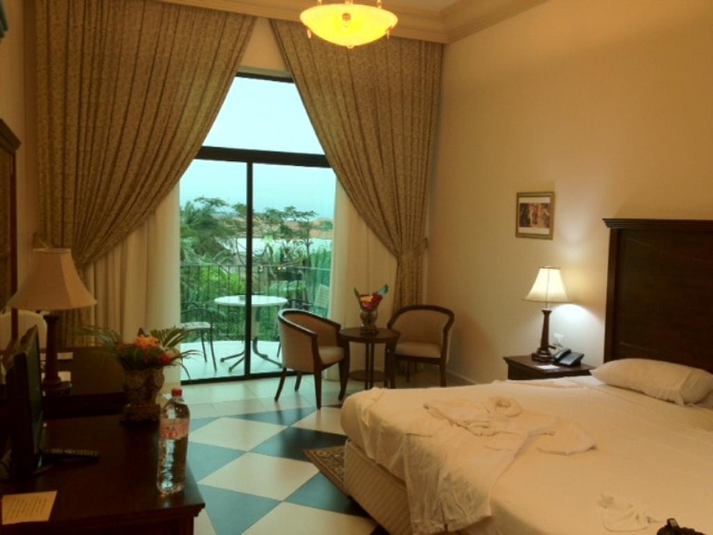 Atlantic Palace Hotel Pointe Noire Room photo
