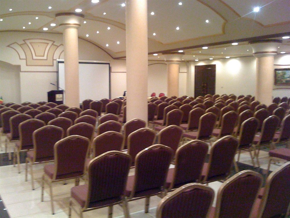 Atlantic Palace Hotel Pointe Noire Exterior photo